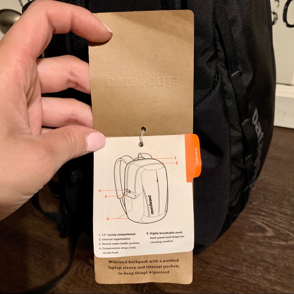 ***SOLD*** Patagonia Black Refugio Pack Backpack - Picture 6 of 14
